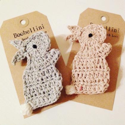 Handmade Crochet Bunny Rabbit Brooc..