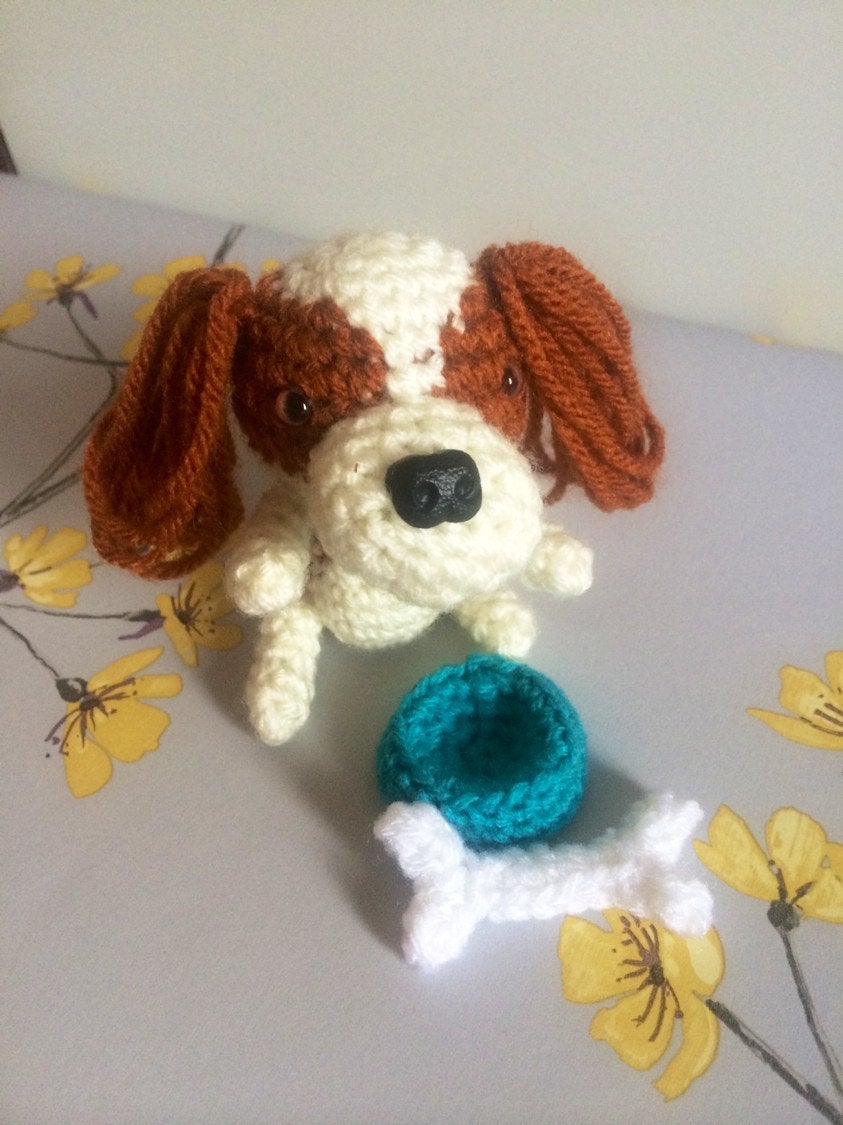 Crochet Toy Animal, Mini Cavalier King Charles Spaniel Crochet Dog with Bone & Bowl, Handmade Gift Boxed